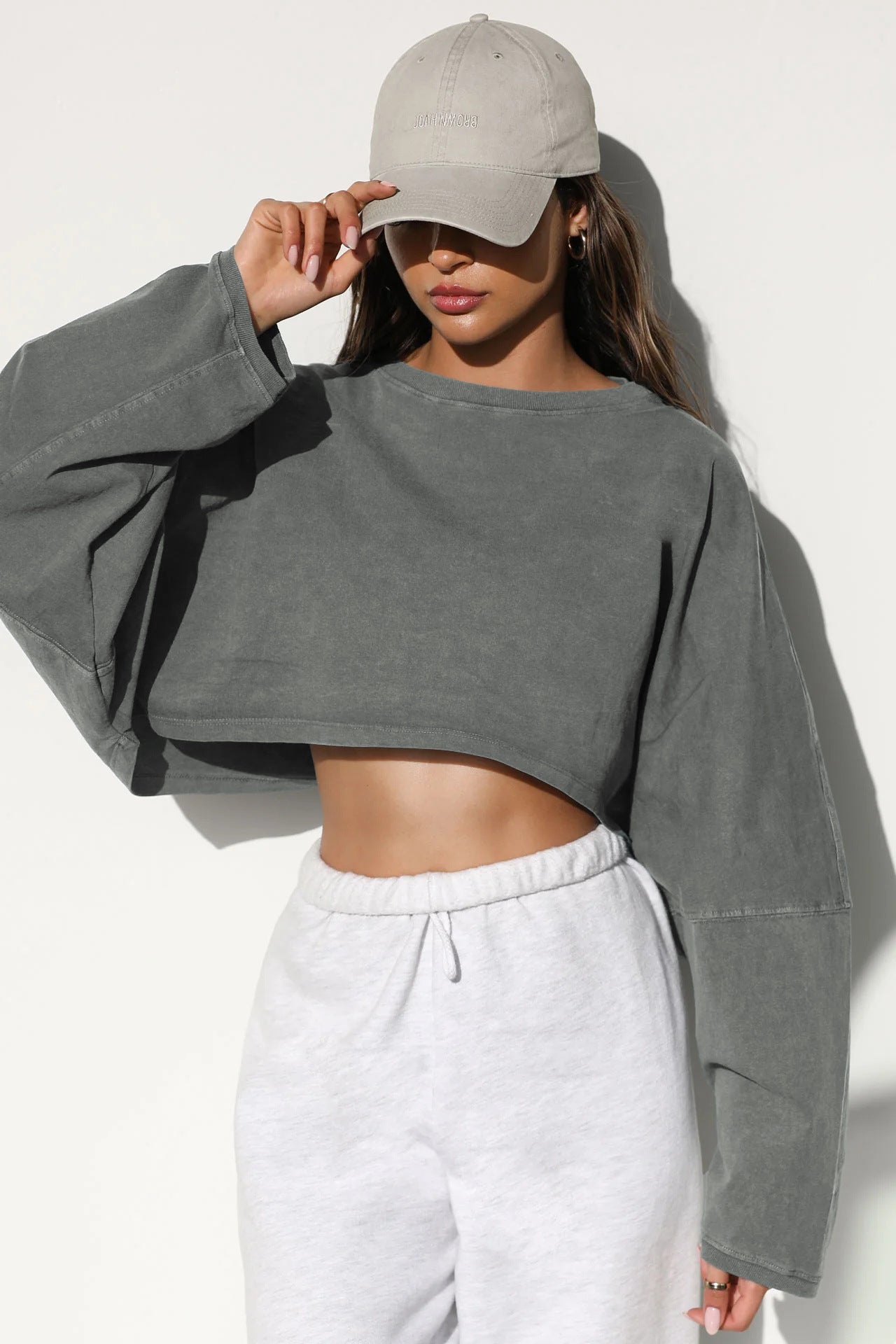 Umbilical round neck sweatshirt, European and American women's short sports base shirt, T-shirt, knitted shirt, long sleeved top
