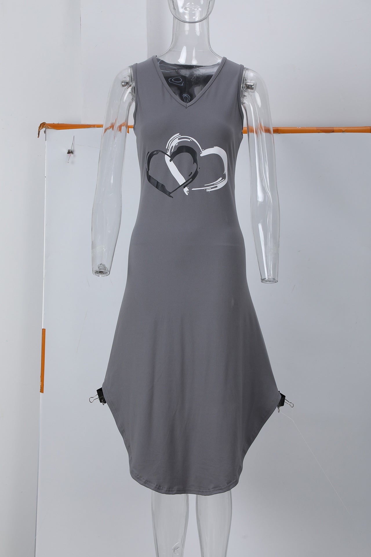 Sleeveless heart-shaped printed vest dress