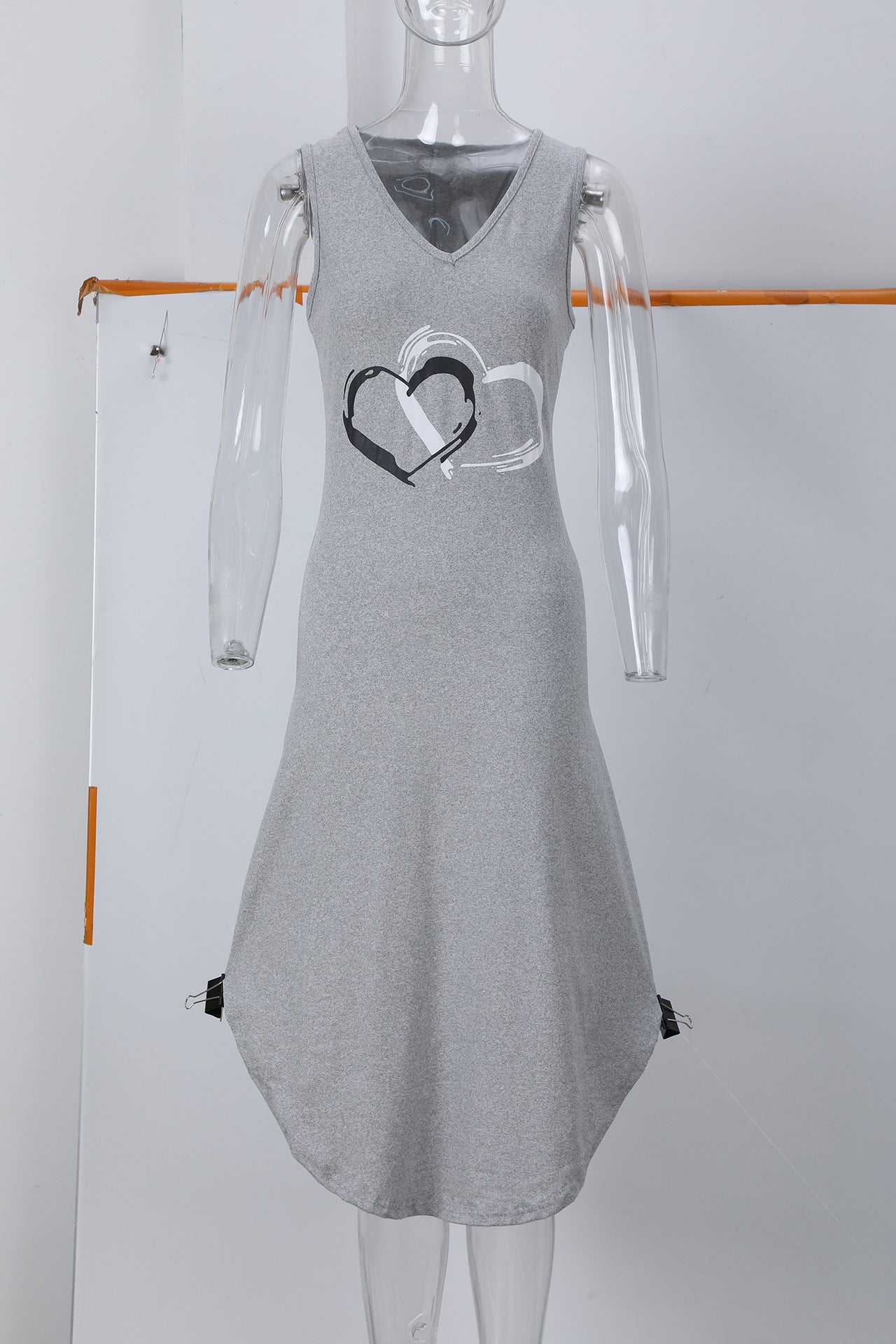 Sleeveless heart-shaped printed vest dress