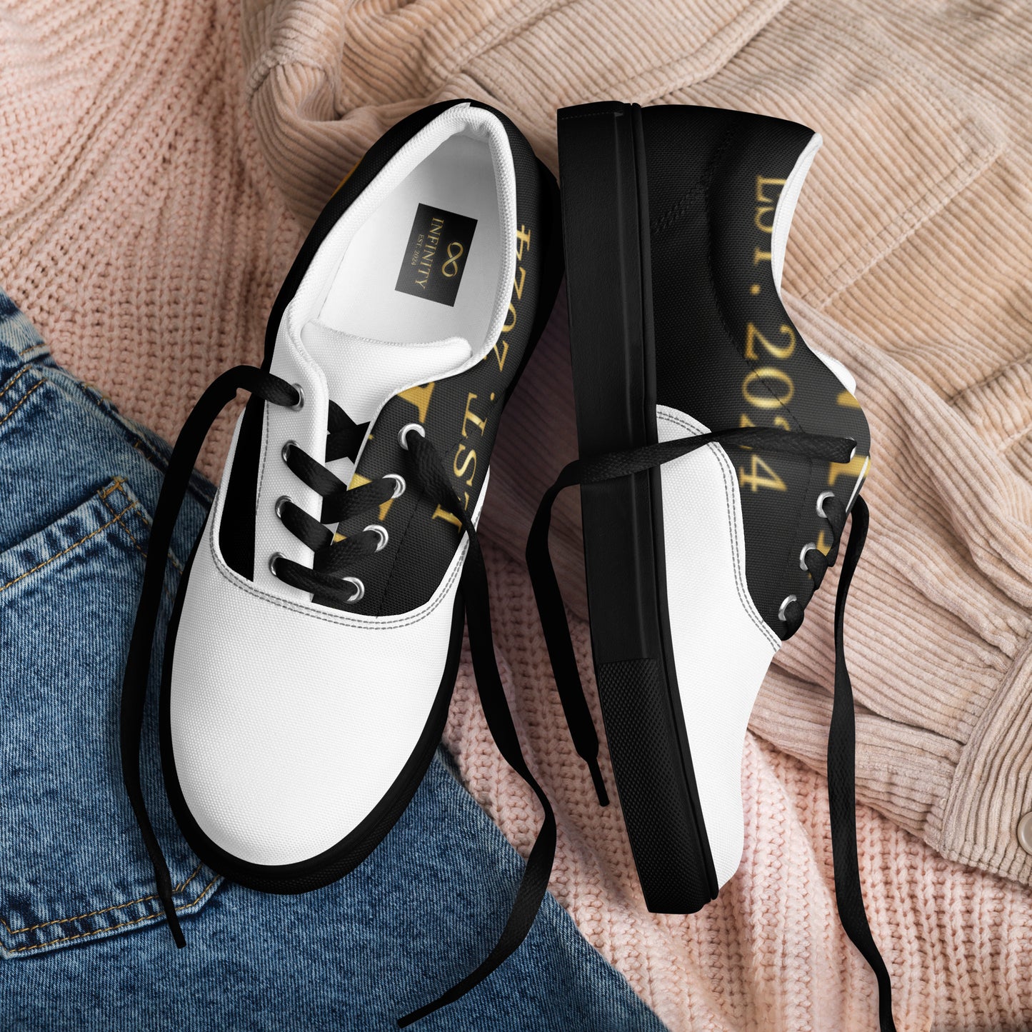 Men's lace-up canvas shoes